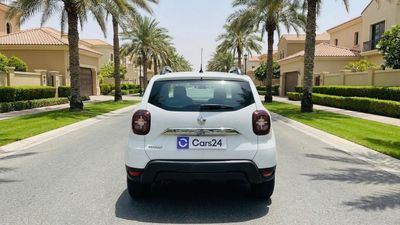 2022 Renault Duster PE, bílá, 85 052 km, dovoz SAE — foto 4 z 16