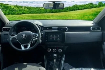2023 Renault Duster LE, šedá, 0 km, dovoz SAE — foto 9 z 14