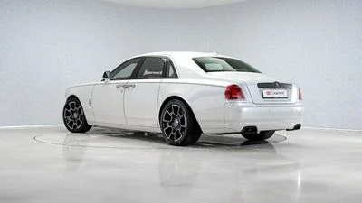 2017 Rolls-Royce Ghost SWB, bílá, 49 943 km, dovoz SAE — foto 2 z 16