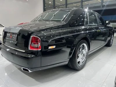 2013 Rolls-Royce Phantom STANDARD, černá, 95 000 km, dovoz SAE — foto 6 z 16