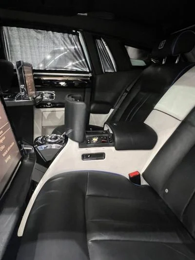 2013 Rolls-Royce Phantom STANDARD, černá, 95 000 km, dovoz SAE — foto 8 z 16