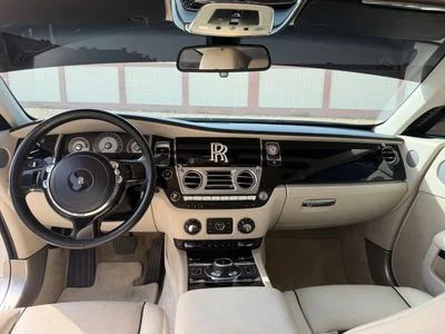 2016 Rolls-Royce Wraith STANDARD, bílá, 123 000 km, dovoz SAE — foto 4 z 16