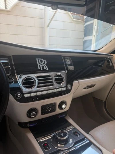 2016 Rolls-Royce Wraith STANDARD, bílá, 123 000 km, dovoz SAE — foto 8 z 16