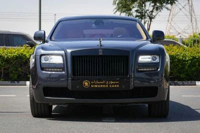 2011 Rolls-Royce Ghost Standard, šedá, 88 000 km, dovoz SAE — foto 2 z 16