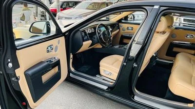 2012 Rolls-Royce Ghost STANDARD, černá, 85 000 km, dovoz SAE — foto 8 z 16