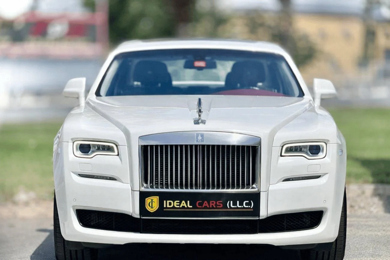 2017 Rolls-Royce Ghost SWB, bílá, 49 000 km, dovoz SAE — foto 1