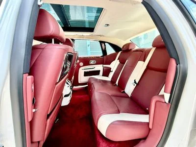 2017 Rolls-Royce Ghost SWB, bílá, 49 000 km, dovoz SAE — foto 10 z 14