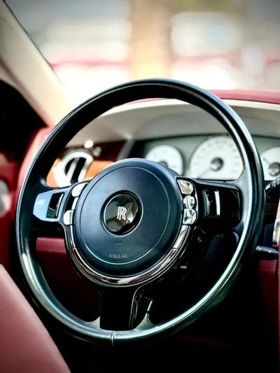 2017 Rolls-Royce Ghost SWB, bílá, 49 000 km, dovoz SAE — foto 12 z 14