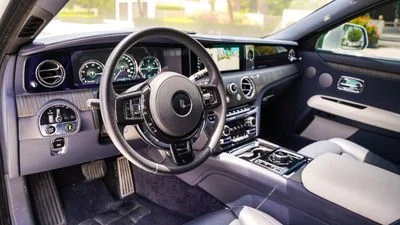 2022 Rolls-Royce Ghost, bílá, 29 000 km, dovoz SAE — foto 4 z 16