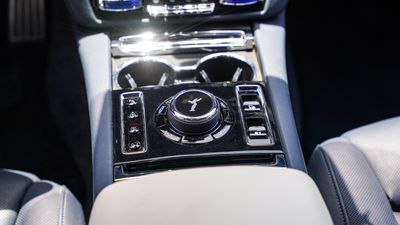 2022 Rolls-Royce Ghost, bílá, 29 000 km, dovoz SAE — foto 7 z 16