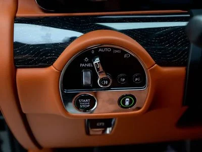 2022 Rolls-Royce Ghost, zelená, 7 000 km, dovoz SAE — foto 11 z 16