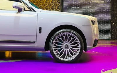 2019 Rolls-Royce Cullinan, Other color, 28 963 km, dovoz SAE — foto 9 z 16