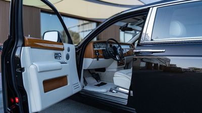 2011 Rolls-Royce Phantom STANDARD, černá, 43 000 km, dovoz SAE — foto 11 z 16