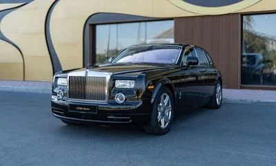 2011 Rolls-Royce Phantom STANDARD, černá, 43 000 km, dovoz SAE — foto 3 z 16