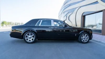 2011 Rolls-Royce Phantom STANDARD, černá, 43 000 km, dovoz SAE — foto 8 z 16
