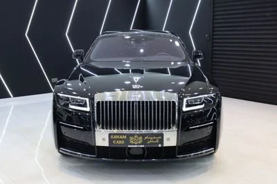 2022 Rolls-Royce Ghost EWB, černá, 47 000 km, dovoz SAE — foto 2 z 16