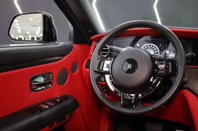 2022 Rolls-Royce Ghost EWB, černá, 47 000 km, dovoz SAE — foto 4 z 16