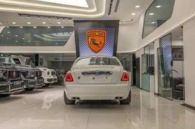 2010 Rolls-Royce Ghost STANDARD, bílá, 45 700 km, dovoz SAE — foto 5 z 16
