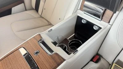 2022 Rolls-Royce Ghost, bílá, 14 000 km, dovoz SAE — foto 11 z 16