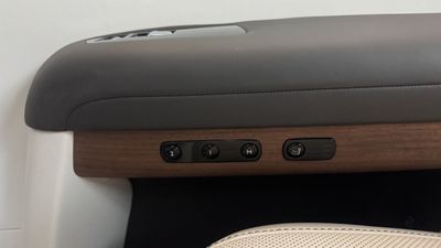 2022 Rolls-Royce Ghost, bílá, 14 000 km, dovoz SAE — foto 7 z 16