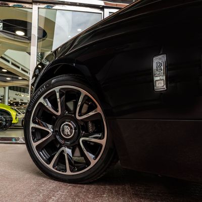 2017 Rolls-Royce Wraith STANDARD, červená, 45 000 km, dovoz SAE — foto 11 z 16