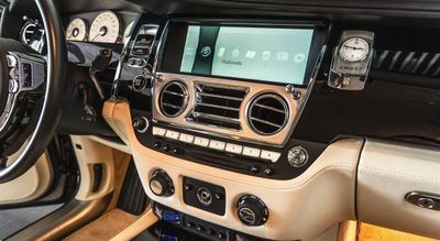 2016 Rolls-Royce Ghost SWB, zlatá, 22 100 km, dovoz SAE — foto 13 z 15