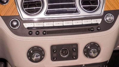 2017 Rolls-Royce Dawn, bílá, 66 000 km, dovoz SAE — foto 6 z 16