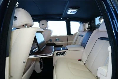 2020 Rolls-Royce Cullinan STD, modrá, 55 000 km, dovoz SAE — foto 10 z 16