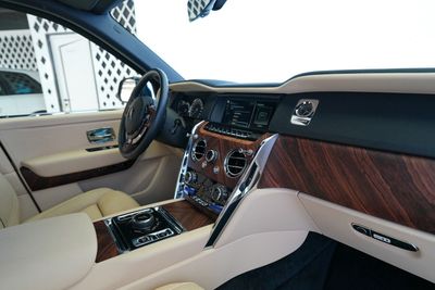 2020 Rolls-Royce Cullinan STD, modrá, 55 000 km, dovoz SAE — foto 16 z 16