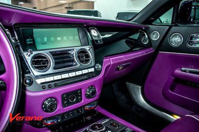 2017 Rolls-Royce Wraith STANDARD, fialová, 75 000 km, dovoz SAE — foto 13 z 16