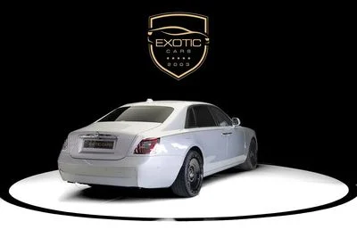 2021 Rolls-Royce Ghost EWB, stříbrná, 3 000 km, dovoz SAE — foto 2 z 12