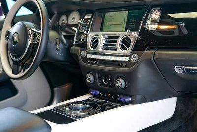 2017 Rolls-Royce Wraith STANDARD, černá, 47 000 km, dovoz SAE — foto 6 z 13