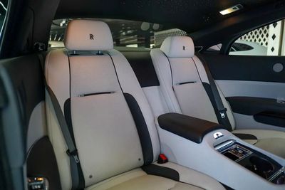 2017 Rolls-Royce Wraith STANDARD, černá, 47 000 km, dovoz SAE — foto 8 z 13
