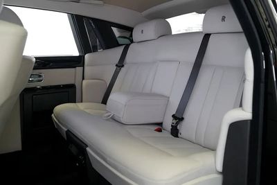 2014 Rolls-Royce Phantom STANDARD, černá, 56 000 km, dovoz SAE — foto 7 z 12