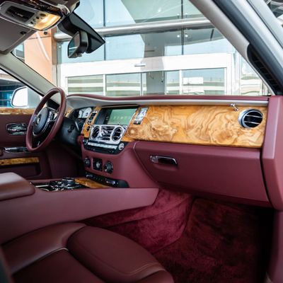 2015 Rolls-Royce Ghost, bílá, 42 000 km, dovoz SAE — foto 14 z 16