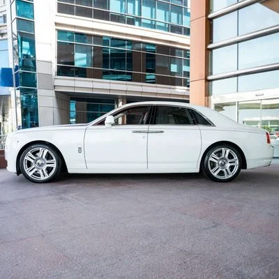 2015 Rolls-Royce Ghost, bílá, 42 000 km, dovoz SAE — foto 4 z 16