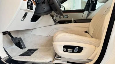 2022 Rolls-Royce Ghost EWB, bílá, 17 435 km, dovoz SAE — foto 16 z 16