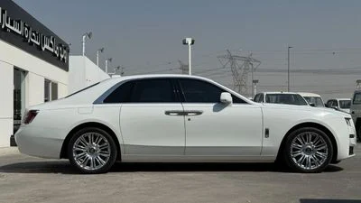 2022 Rolls-Royce Ghost EWB, bílá, 17 435 km, dovoz SAE — foto 4 z 16