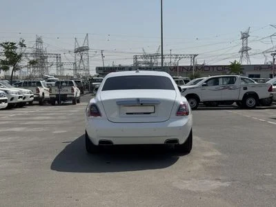 2022 Rolls-Royce Ghost EWB, bílá, 17 435 km, dovoz SAE — foto 5 z 16