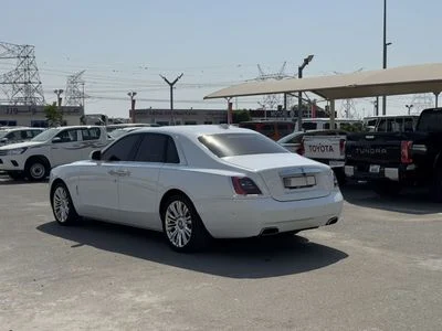 2022 Rolls-Royce Ghost EWB, bílá, 17 435 km, dovoz SAE — foto 6 z 16