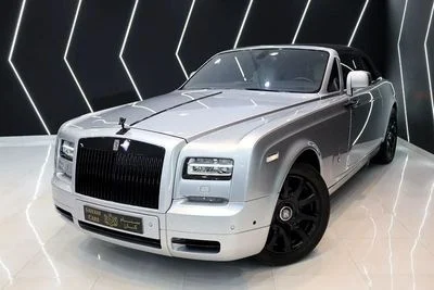 2013 Rolls-Royce Phantom Drophead, stříbrná, 34 000 km, dovoz SAE — foto 2 z 16