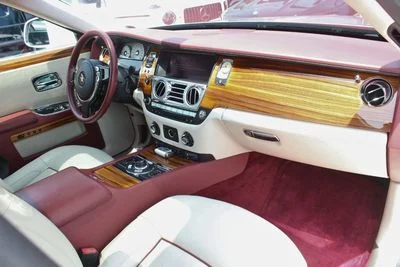 2013 Rolls-Royce Ghost STANDARD, bílá, 113 000 km, dovoz SAE — foto 9 z 16