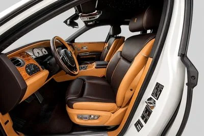2018 Rolls-Royce Ghost SWB, bílá, 90 000 km, dovoz SAE — foto 9 z 16