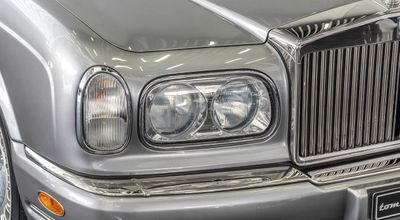 2002 Rolls-Royce Corniche, šedá, 12 472 km, dovoz SAE — foto 12 z 16