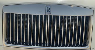 2014 Rolls-Royce Ghost SWB, zlatá, 28 000 km, dovoz SAE — foto 8 z 16