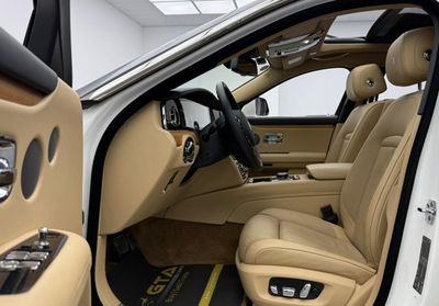 2022 Rolls-Royce Ghost EWB, bílá, 15 260 km, dovoz SAE — foto 16 z 16