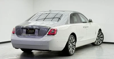 2022 Rolls-Royce Ghost EWB, bílá, 15 260 km, dovoz SAE — foto 4 z 16