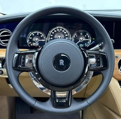 2022 Rolls-Royce Ghost EWB, bílá, 15 260 km, dovoz SAE — foto 7 z 16
