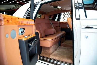 2015 Rolls-Royce Phantom STANDARD, bílá, 49 000 km, dovoz SAE — foto 13 z 15
