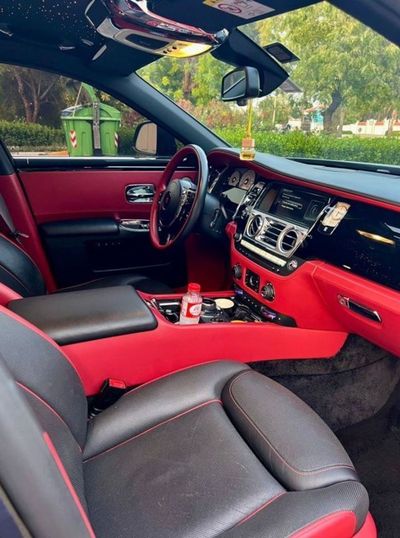 2018 Rolls-Royce Ghost SWB, černá, 84 000 km, dovoz SAE — foto 5 z 9